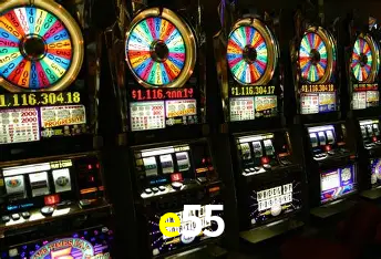 A Ascensão dos Esportes Eletrônicos: Um Novo Paradigma no Entretenimento